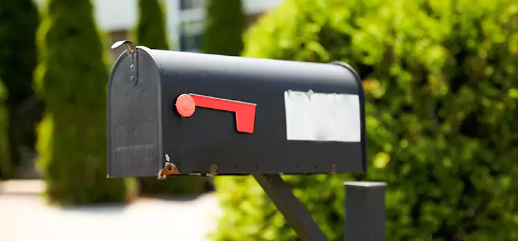 Secure Mailboxes for Packages Huntley